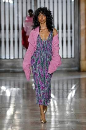 Prabal Gurung Ready to wear fall winter 2025 26 NEW YORK February 2025 Prabal Gurung Ready to wear fall winter 2025 26 NEW YORK February 2025, Credit:Zeppelin Avalon  Copyright: xZeppelinx xAvalonx 0961605899