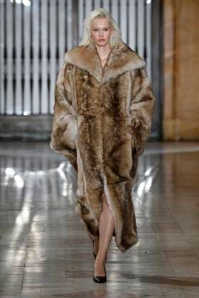 Prabal Gurung Ready to wear fall winter 2025 26 NEW YORK February 2025 Prabal Gurung Ready to wear fall winter 2025 26 NEW YORK February 2025, Credit:Zeppelin Avalon  Copyright: xZeppelinx xAvalonx 0961606035