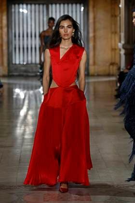 Prabal Gurung Ready to wear fall winter 2025 26 NEW YORK February 2025 Prabal Gurung Ready to wear fall winter 2025 26 NEW YORK February 2025, Credit:Zeppelin Avalon  Copyright: xZeppelinx xAvalonx 0961606241