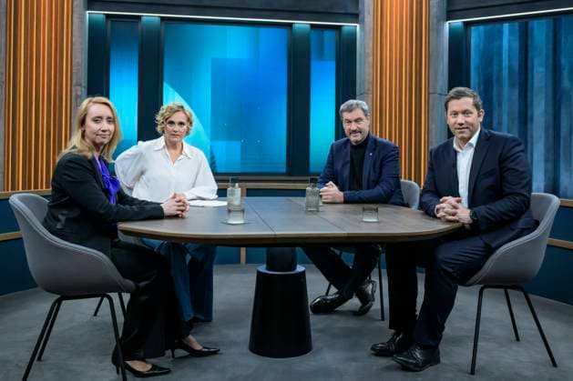 News Themen der Woche KW06 GER, Berlin, Studio, zu Gast bei - Caren Miosga, Polittalk, TV, Format, mit Moderatorin, Das Erste, aus Adlershof - am Studio 20, Thema: nach dem Duell (Wahlduell Scholz vs Merz) im Bild: Melanie Amann (stellvertretende Chefredakteurin ãDer SpiegelÒ), Caren Miosga, Markus Söder (Ministerpräsident von Bayern und CSU-Parteivorsitzender), Lars Klingbeil (SPD-Parteivorsitzender), 09.02.2025, *** GER, Berlin, Studio, zu Gast bei Caren Miosga, Polittalk, TV, Format, mit Moderator, Das Erste, aus Adlershof am Studio 20, Thema nach dem Duell Wahlduell Scholz vs Merz im Bild Melanie Amann stellvertretende Chefredakteurin ãDer SpiegelÒ , Caren Miosga, Markus Söder Ministerpräsident von Bayern und CSU Parteivorsitzender , Lars Klingbeil SPD Parteivo Copyright: HMBxMedia UwexKoch