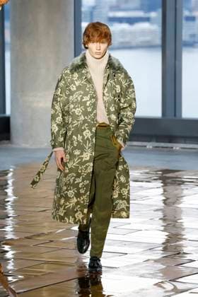 Ulla Johnson Ready to wear fall winter 2025 26 NEW YORK February 2025 Ulla Johnson Ready to wear fall winter 2025 26 NEW YORK February 2025, Credit:Zeppelin Avalon  Copyright: xZeppelinx xAvalonx 0961811558
