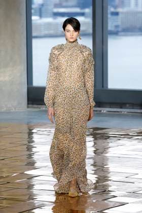 Ulla Johnson Ready to wear fall winter 2025 26 NEW YORK February 2025 Ulla Johnson Ready to wear fall winter 2025 26 NEW YORK February 2025, Credit:Zeppelin Avalon  Copyright: xZeppelinx xAvalonx 0961811596