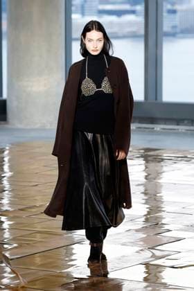 Ulla Johnson Ready to wear fall winter 2025 26 NEW YORK February 2025 Ulla Johnson Ready to wear fall winter 2025 26 NEW YORK February 2025, Credit:Zeppelin Avalon  Copyright: xZeppelinx xAvalonx 0961811705