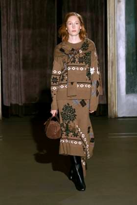 Monse Ready to wear fall winter 2025 26 NEW YORK February 2025 Monse Ready to wear fall winter 2025 26 NEW YORK February 2025, Credit:Zeppelin Avalon  Copyright: xZeppelinx xAvalonx 0961810438