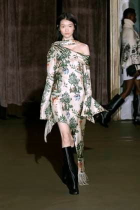 Monse Ready to wear fall winter 2025 26 NEW YORK February 2025 Monse Ready to wear fall winter 2025 26 NEW YORK February 2025, Credit:Zeppelin Avalon  Copyright: xZeppelinx xAvalonx 0961810553