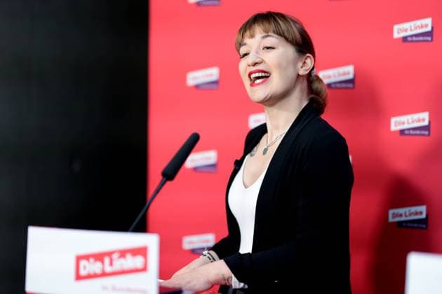 News Themen der Woche KW07 News Bilder des Tages Heidi Reichinnek, Gruppenvorsitzende von Die Linke im Deutschen Bundestages, Statement vor Gruppensitzung, Berlin, 10.02.2025, urnalistischen Zwecken - werbliche Nutzung nur nach vorheriger Genehmigung - no Model Release ! *** Heidi Reichinnek, group chairwoman of Die Linke in the German Bundestag, statement before group meeting, Berlin, 10 02 2025,