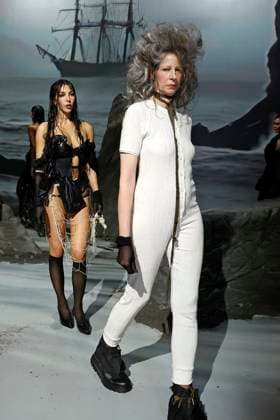 Elena Velez Ready to wear fall winter 2025 26 NEW YORK February 2025 Elena Velez Ready to wear fall winter 2025 26 NEW YORK February 2025, Credit:Zeppelin Avalon  Copyright: xZeppelinx xAvalonx 0961838277