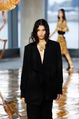 Ulla Johnson Ready to wear fall winter 2025 26 NEW YORK February 2025 Ulla Johnson Ready to wear fall winter 2025 26 NEW YORK February 2025, Credit:Zeppelin Avalon  Copyright: xZeppelinx xAvalonx 0961867150