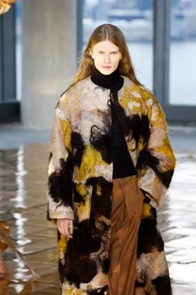 Ulla Johnson Ready to wear fall winter 2025 26 NEW YORK February 2025 Ulla Johnson Ready to wear fall winter 2025 26 NEW YORK February 2025, Credit:Zeppelin Avalon  Copyright: xZeppelinx xAvalonx 0961867565