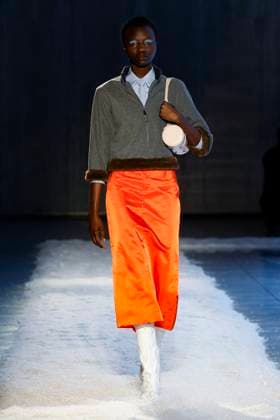 Défilé de mode Sandy Liang collection automne hiver 2025 2026 lors de la Fashion Week de New York Model on the runway at the Sandy Liang Fall RTW 2025 fashion show as part of New York Fashion Week on February 09, 2025 in New York, New York New York Etats Unis  Copyright: xAgencex xBestimagexAgencex xBestimagex