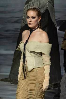 Défilé de mode Elena Velez collection automne hiver 2025 2026 lors de la Fashion Week de New York Model on the runway at the Elena Velez Fall RTW 2025 fashion show as part of New York Fashion Week on February 09, 2025 in New York, New York New York Etats Unis  Copyright: xAgencex xBestimagexAgencex xBestimagex