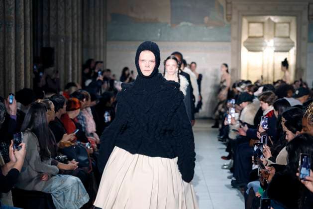 Meruert Tolegen Ready to Wear Fall Winter 2025 26 - New York, February 2025 Meruert Tolegen Ready to Wear Fall Winter 2025 26 - New York, February 2025, Credit:Zeppelin Avalon  Copyright: xZeppelinx xAvalonx 0961890551