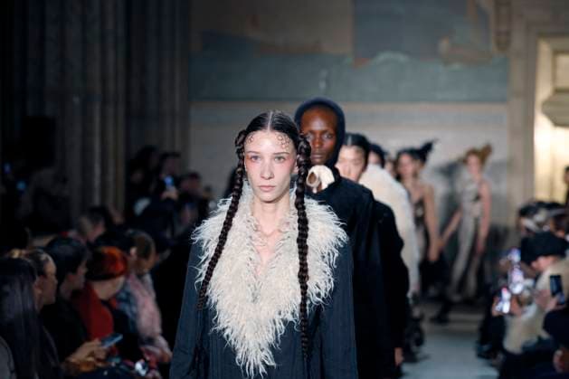 Meruert Tolegen Ready to Wear Fall Winter 2025 26 - New York, February 2025 Meruert Tolegen Ready to Wear Fall Winter 2025 26 - New York, February 2025, Credit:Zeppelin Avalon  Copyright: xZeppelinx xAvalonx 0961891326