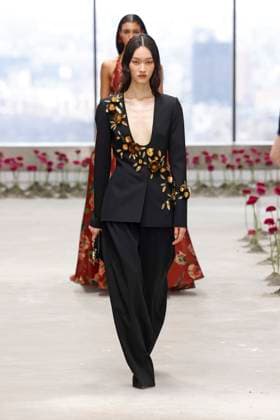 Carolina Herrera Ready to Wear Fall Winter 2025 26 - New York, February 2025 Carolina Herrera Ready to Wear Fall Winter 2025 26 - New York, February 2025, Credit:Zeppelin Avalon  Copyright: xZeppelinx xAvalonx 0961897649
