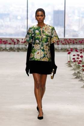 Carolina Herrera Ready to Wear Fall Winter 2025 26 - New York, February 2025 Carolina Herrera Ready to Wear Fall Winter 2025 26 - New York, February 2025, Credit:Zeppelin Avalon  Copyright: xZeppelinx xAvalonx 0961898136