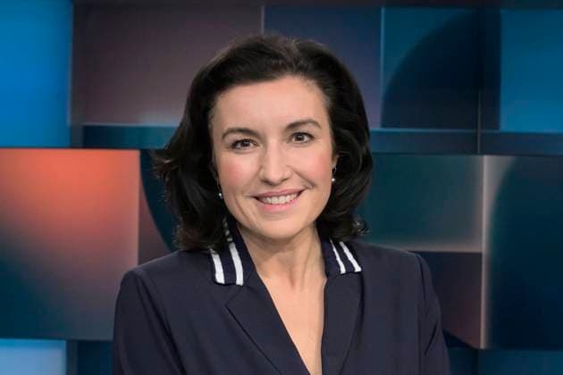 GER, Berlin, hart aber fair - Polittalk, TV, Format, mit Moderator - Louis Klamroth, Das Erste, Das Thema: Der Vierkampf: Wer schafft es in den Bundestag, wer fliegt raus? im Bild v.l.: Dorothee Bär (CSU): stellvertretende Parteivorsitzende, 10.02.2025, *** GER, Berlin, hart aber fair Polittalk, TV, Format, mit Moderator Louis Klamroth, Das Erste, Das Thema Der Vierkampf Wer schafft es ins Bundestag, wer fliegt raus im Bild v l Dorothee Bär CSU Deputy Party Chairwoman, 10 02 2025, Copyright: HMBxMedia UwexKoch