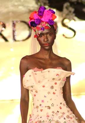 Nyfw: nardos fall 2025 collection. (new) nyfw: nardos fall 2025 collection. February 10, 2025, new york, usa: presentation of nardos fall 2025 collection during new york fashion week at plaza hotel in manhattan, new york. The collection is inspired by the craftsmanship of jewelry making and the raw beauty of natural stones. Mandatory credit: niyi fote thenews2 (Foto: Niyi Fote Thenews2 imago images) Nyfw: nardos fall 2025 collection.  Copyright: xNiyixFotex