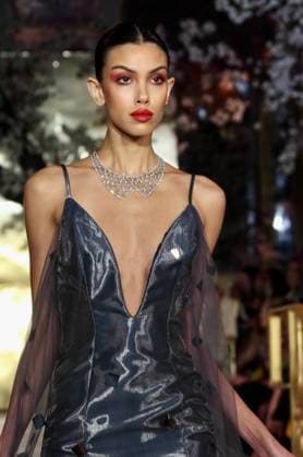 Nyfw: nardos fall 2025 collection. (new) nyfw: nardos fall 2025 collection. February 10, 2025, new york, usa: presentation of nardos fall 2025 collection during new york fashion week at plaza hotel in manhattan, new york. The collection is inspired by the craftsmanship of jewelry making and the raw beauty of natural stones. Mandatory credit: niyi fote thenews2 (Foto: Niyi Fote Thenews2 imago images) Nyfw: nardos fall 2025 collection.  Copyright: xNiyixFotex