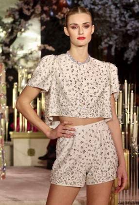 Nyfw: nardos fall 2025 collection. (new) nyfw: nardos fall 2025 collection. February 10, 2025, new york, usa: presentation of nardos fall 2025 collection during new york fashion week at plaza hotel in manhattan, new york. The collection is inspired by the craftsmanship of jewelry making and the raw beauty of natural stones. Mandatory credit: niyi fote thenews2 (Foto: Niyi Fote Thenews2 imago images) Nyfw: nardos fall 2025 collection.  Copyright: xNiyixFotex