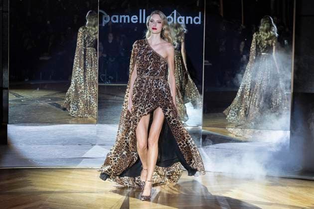 February 10, 2025, New York, New York, USA: A model walks runway for Pamella Roland runway show during New York Fashion Week Fall Winter 2025 at Rainbow Room at Rockefeller Center in New York on February 10, 2025 New York USA - ZUMAr339 20250210_znp_r339_070 Copyright: xLevxRadinx