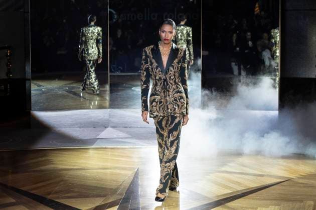 February 10, 2025, New York, New York, USA: A model walks runway for Pamella Roland runway show during New York Fashion Week Fall Winter 2025 at Rainbow Room at Rockefeller Center in New York on February 10, 2025 New York USA - ZUMAr339 20250210_znp_r339_073 Copyright: xLevxRadinx
