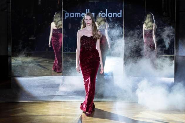 February 10, 2025, New York, New York, USA: A model walks runway for Pamella Roland runway show during New York Fashion Week Fall Winter 2025 at Rainbow Room at Rockefeller Center in New York on February 10, 2025 New York USA - ZUMAr339 20250210_znp_r339_077 Copyright: xLevxRadinx
