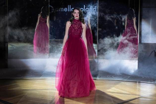 February 10, 2025, New York, New York, USA: A model walks runway for Pamella Roland runway show during New York Fashion Week Fall Winter 2025 at Rainbow Room at Rockefeller Center in New York on February 10, 2025 New York USA - ZUMAr339 20250210_znp_r339_079 Copyright: xLevxRadinx