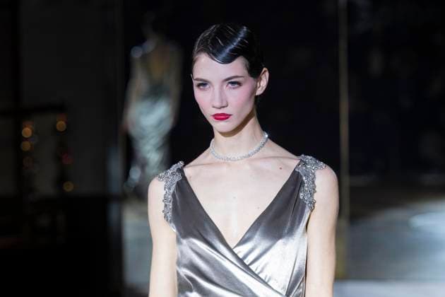 February 10, 2025, New York, New York, USA: A model walks runway for Pamella Roland runway show during New York Fashion Week Fall Winter 2025 at Rainbow Room at Rockefeller Center in New York on February 10, 2025 New York USA - ZUMAr339 20250210_znp_r339_043 Copyright: xLevxRadinx