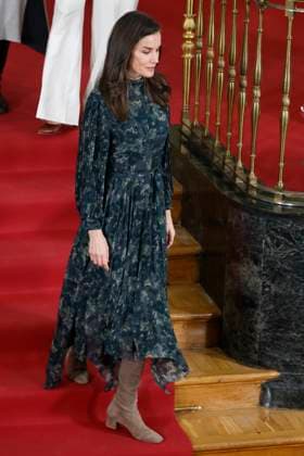 Queen Letizia presides over the Spanish Royal Academy of Sciences Foundation FRACE Awards Queen Letizia during the Spanish Royal Academy of Sciences Foundation FRACE Awards, in the framework of the International Day of Women and Girls in Science, Mastercard and the Spanish Royal Academy of Sciences Foundation, on February 11, 2025, in Madrid Spain FAMOUSES ROYALTY QUEEN FRACE AWARDS SCIENCE Antonio Gutié Madrid Madrid Madrid Spain  Copyright: xAntonioxGutiÃ rrezx 6512079