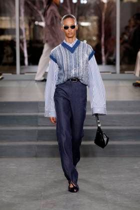 Tory Burch Ready to Wear Fall Winter 2025 26 - New York, February 2025 Tory Burch Ready to Wear Fall Winter 2025 26 - New York, February 2025, Credit:Zeppelin Avalon  Copyright: xZeppelinx xAvalonx 0962189004