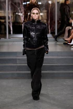 Tory Burch Ready to Wear Fall Winter 2025 26 - New York, February 2025 Tory Burch Ready to Wear Fall Winter 2025 26 - New York, February 2025, Credit:Zeppelin Avalon  Copyright: xZeppelinx xAvalonx 0962189042