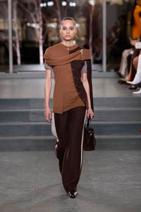 Tory Burch Ready to Wear Fall Winter 2025 26 - New York, February 2025 Tory Burch Ready to Wear Fall Winter 2025 26 - New York, February 2025, Credit:Zeppelin Avalon  Copyright: xZeppelinx xAvalonx 0962189358