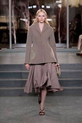 Tory Burch Ready to Wear Fall Winter 2025 26 - New York, February 2025 Tory Burch Ready to Wear Fall Winter 2025 26 - New York, February 2025, Credit:Zeppelin Avalon  Copyright: xZeppelinx xAvalonx 0962190067