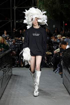 Luar Ready to wear fall winter 2025 26 NEW YORK February 2025 Luar Ready to wear fall winter 2025 26 NEW YORK February 2025, Credit:Zeppelin Avalon  Copyright: xZeppelinx xAvalonx 0962214048
