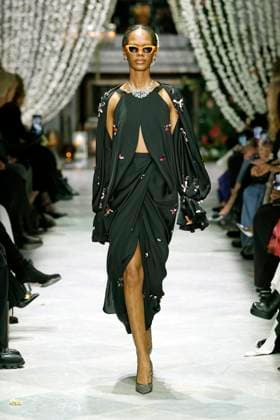 Bibhu Mohapatra Ready to wear fall winter 2025 26 NEW YORK February 2025 Bibhu Mohapatra Ready to wear fall winter 2025 26 NEW YORK February 2025, Credit:Zeppelin Avalon  Copyright: xZeppelinx xAvalonx 0962218258