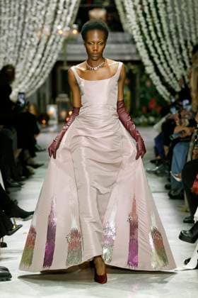 Bibhu Mohapatra Ready to wear fall winter 2025 26 NEW YORK February 2025 Bibhu Mohapatra Ready to wear fall winter 2025 26 NEW YORK February 2025, Credit:Zeppelin Avalon  Copyright: xZeppelinx xAvalonx 0962218276