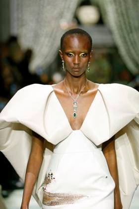 Bibhu Mohapatra Ready to wear fall winter 2025 26 NEW YORK February 2025 Bibhu Mohapatra Ready to wear fall winter 2025 26 NEW YORK February 2025, Credit:Zeppelin Avalon  Copyright: xZeppelinx xAvalonx 0962234659