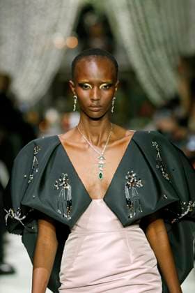 Bibhu Mohapatra Ready to wear fall winter 2025 26 NEW YORK February 2025 Bibhu Mohapatra Ready to wear fall winter 2025 26 NEW YORK February 2025, Credit:Zeppelin Avalon  Copyright: xZeppelinx xAvalonx 0962232601