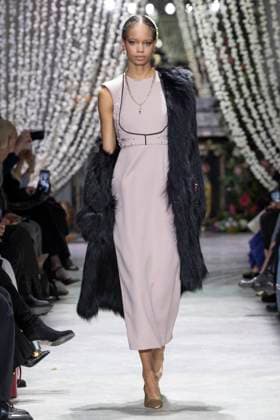 Bibhu Mohapatra fashion show fall winter collection 2025 2026 during New York Fashion Week A model walks the runway at the Bibhu Mohapatra fashion show during New York Fashion Week at the The Pierre Hotel on February 10, 2025 in New York City New York Etats Unis  Copyright: xAgencex xBestimagexAgencex xBestimagex
