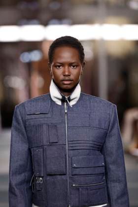 Tory Burch Ready-to-wear Fall Winter 2025 26, New York, February 2025 Tory Burch Ready-to-wear Fall Winter 2025 26 runway at New York fashion week, 10 February 2025., Credit:x Avalon New York, USA  Copyright: xxx xAvalonx PHT_fashion_NYFW_Tory_Burch_details_962321337