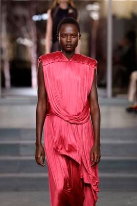 Tory Burch Ready-to-wear Fall Winter 2025 26, New York, February 2025 Tory Burch Ready-to-wear Fall Winter 2025 26 runway at New York fashion week, 10 February 2025., Credit:x Avalon New York, USA  Copyright: xxx xAvalonx PHT_fashion_NYFW_Tory_Burch_details_962320499