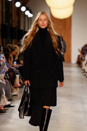 Runway during the Michael Kors Collection Fall Winter 2025 Runway Show at Terminal Warehouse on February 11, 2025 in New York City New York Etats Unis  Copyright: xAgencex xBestimagexAgencex xBestimagex