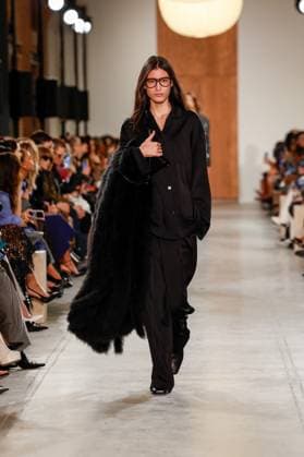 Runway during the Michael Kors Collection Fall Winter 2025 Runway Show at Terminal Warehouse on February 11, 2025 in New York City New York Etats Unis  Copyright: xAgencex xBestimagexAgencex xBestimagex