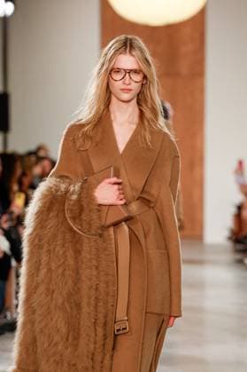Runway during the Michael Kors Collection Fall Winter 2025 Runway Show at Terminal Warehouse on February 11, 2025 in New York City New York Etats Unis  Copyright: xAgencex xBestimagexAgencex xBestimagex