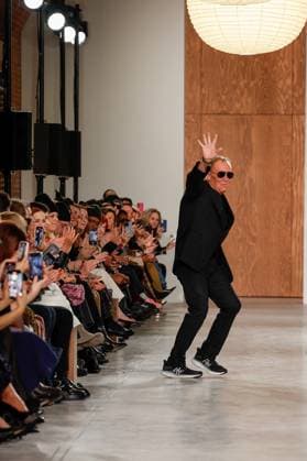 Défilé de mode Michael Kors au Terminal Warehouse collection automne hiver 2025 2026 lors de la Fashion Week de New York Fashion designer Michael Kors Runway during the Michael Kors Collection Fall Winter 2025 Runway Show at Terminal Warehouse on February 11, 2025 in New York City New York Etats Unis  Copyright: xAgencex xBestimagexAgencex xBestimagex