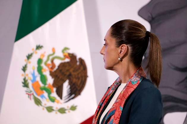 Claudia Sheinbaum Pardo, President of Mexico, speaking during a briefing conference at National Palace. on February 11, 2025 in Mexico City, Mexico. Mexico City Mexico - ZUMAe321 20250211_zia_e321_035 Copyright: xLuisxBarronx