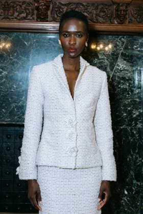 February 11, 2025, New York, New York, United States: Model at the Dennis Basso Fall Winter 2025 Presentation at The Columbus Foundation in New York. Dinara Khairova Zuma Press February 11, 2025. New York United States - ZUMAp281 20250211_zea_p281_029 Copyright: xPhotoxImagexPressx