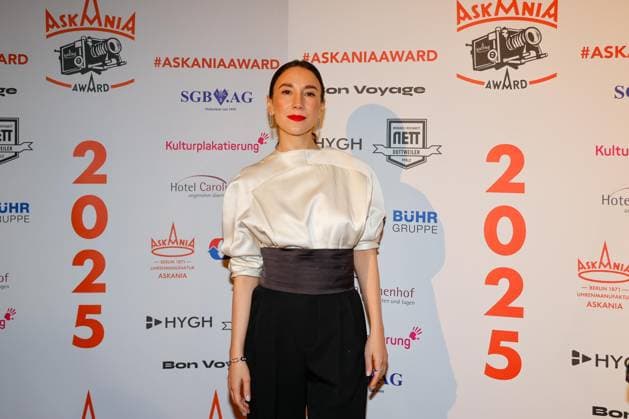 Sibel Kekilli (Preisträgerin) bei der 17. Verleihung des ASKANIA-Award im Quatsch Comedy Club Berlin.