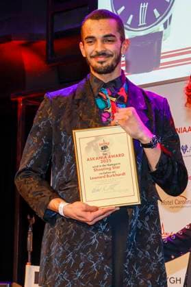 Leonard Burkhardt (Preisträger) bei der 17. Verleihung des ASKANIA-Award im Quatsch Comedy Club Berlin.