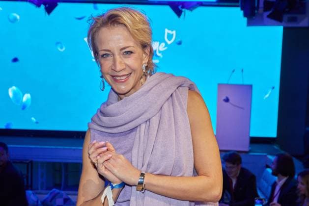 Annika Ernst - Gaesteankunft zur Verleihung des Kurzfilmpreises BLAUE BLUME von Romance TV im Prince Charles in Berlin am 12.02.2025. Kurzfilmpreis BLAUE BLUME